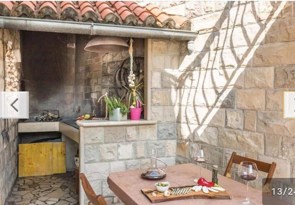 Apartment Tomic 2 Makarska Eksteriør billede