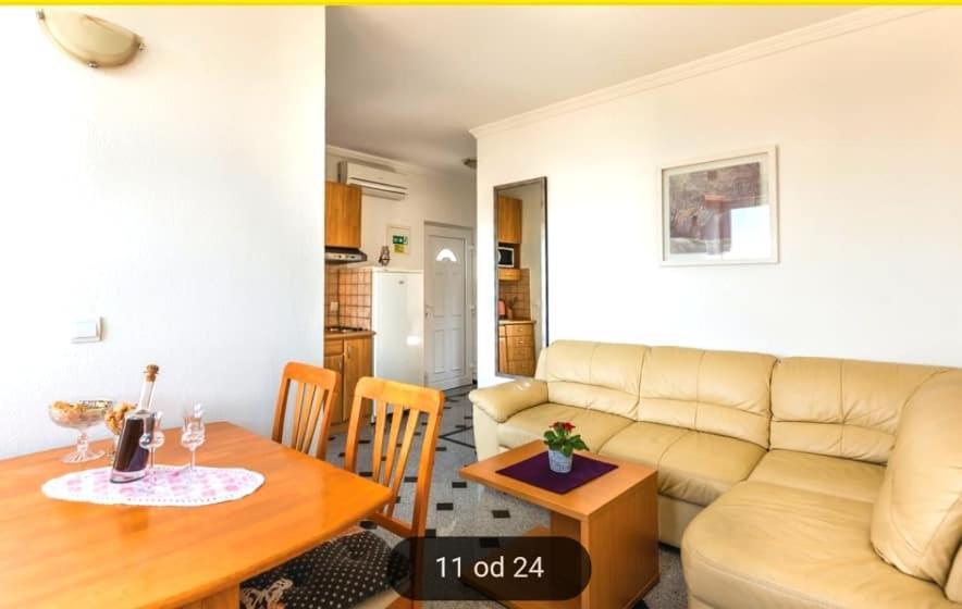 Apartment Tomic 2 Makarska Eksteriør billede