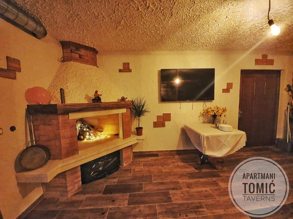 Apartment Tomic 2 Makarska Eksteriør billede